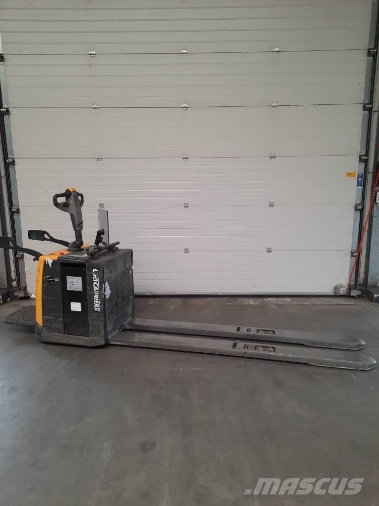 UniCarriers PMR200P Düsük seviye platformu