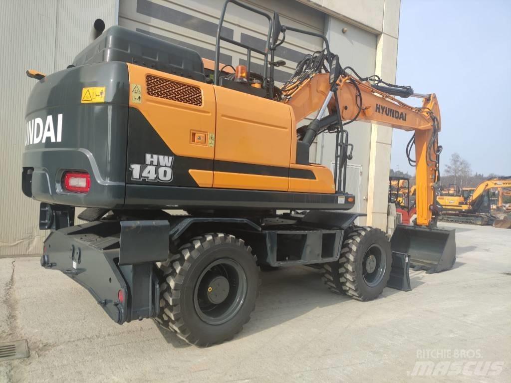 Hyundai HW140 Lastik tekerli ekskavatörler