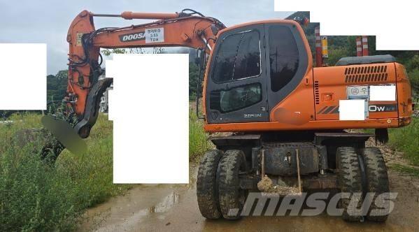 Doosan DX 140 W Lastik tekerli ekskavatörler