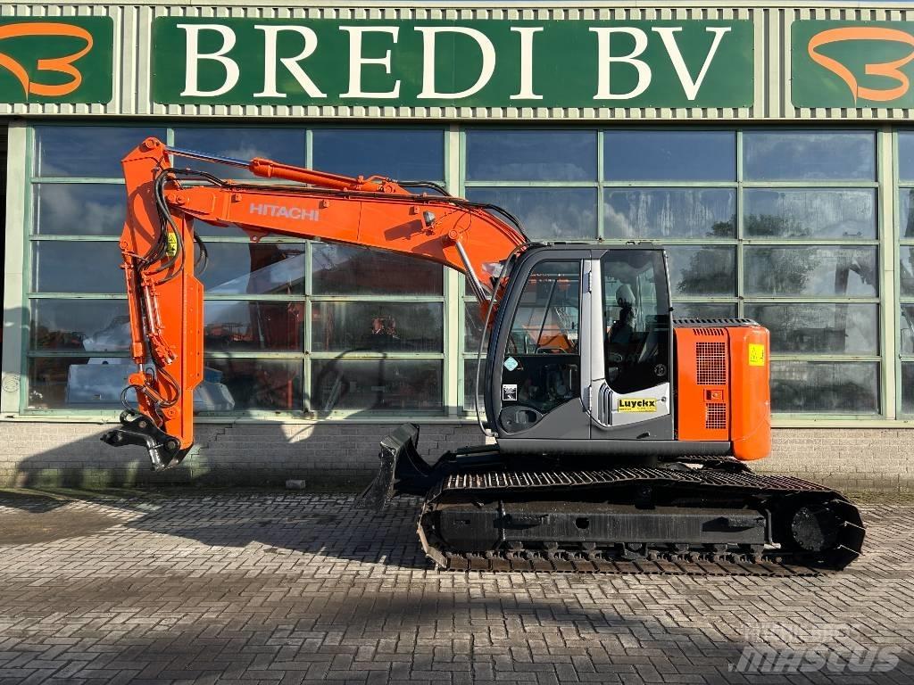 Hitachi ZX 135 US-3 Paletli ekskavatörler