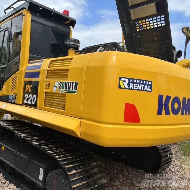 Komatsu PC 220 Paletli ekskavatörler