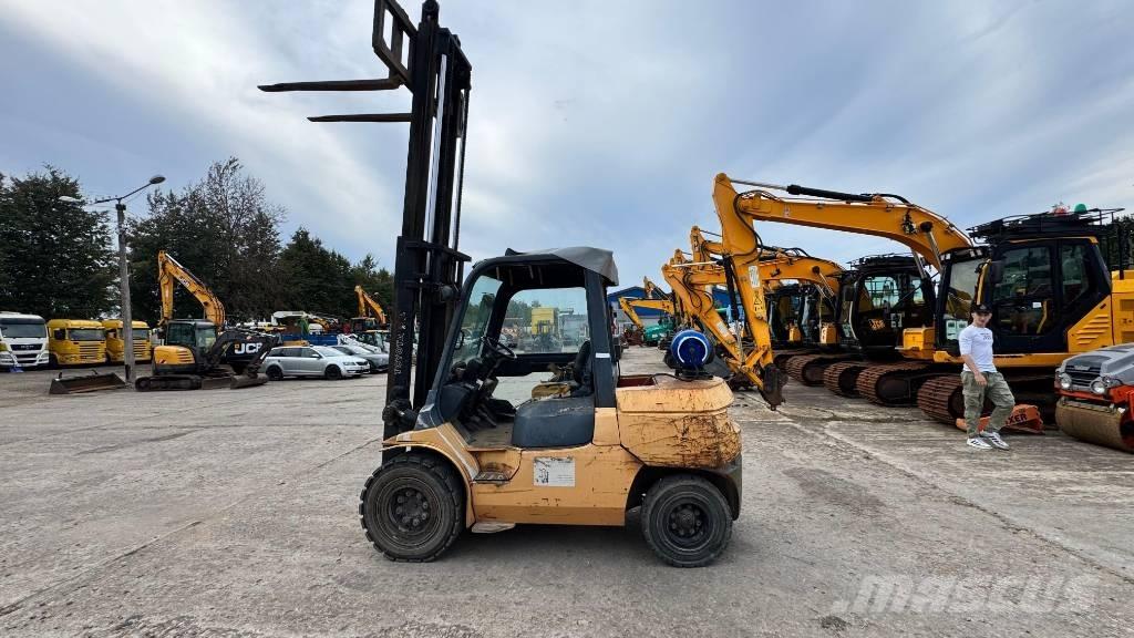 Toyota 02-7 FG 40 LPG'li forkliftler