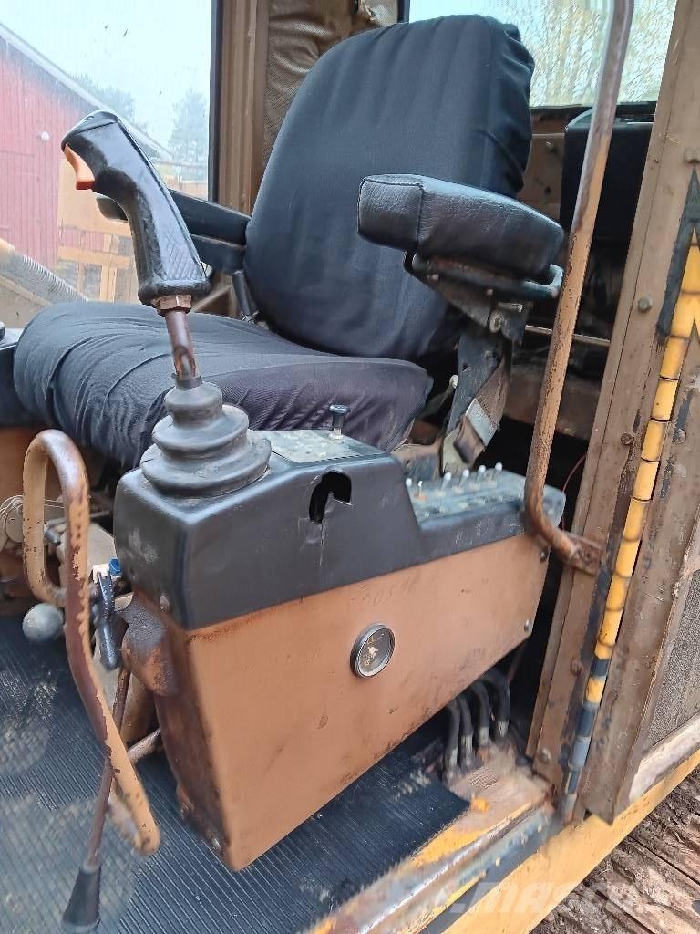CAT 219 LC Paletli ekskavatörler