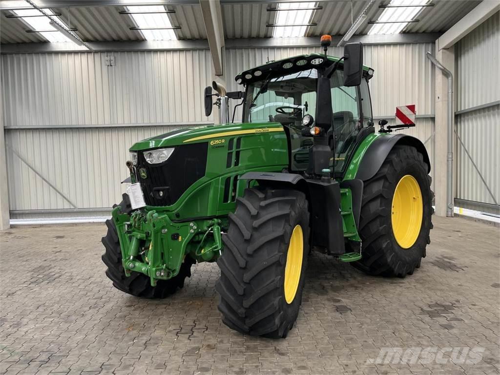 John Deere 6250R Traktörler