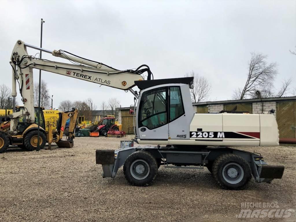 Terex 2205M Lastik tekerli ekskavatörler