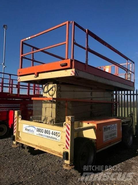 JLG 203-24 Makasli platformlar