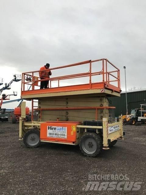 JLG 203-24 Makasli platformlar