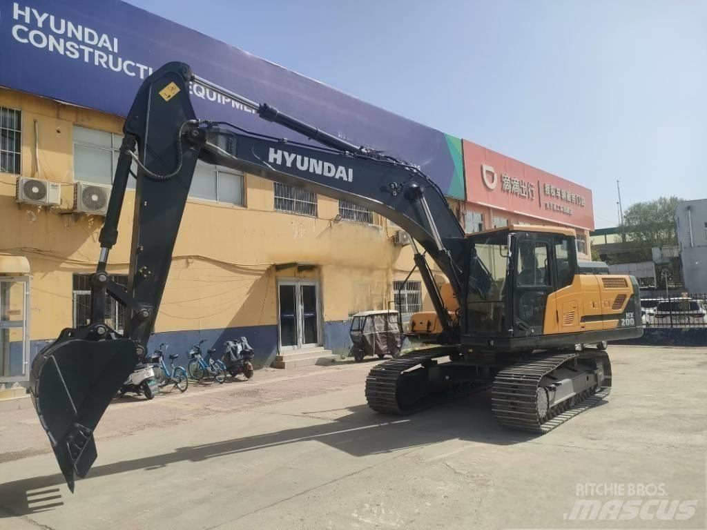 Hyundai HX 200 Paletli ekskavatörler