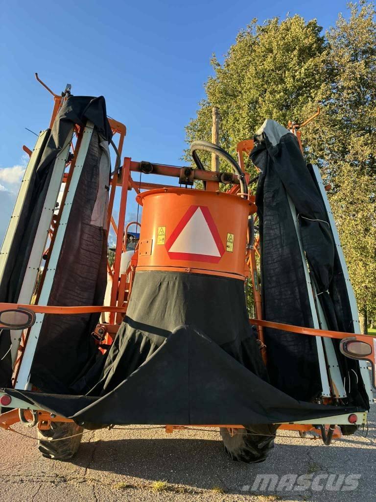 Jacto ADVANCE 3000 Çekilir pülverizatörler