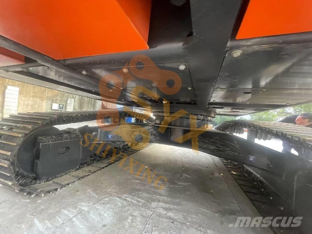 Doosan DX 300 Paletli ekskavatörler