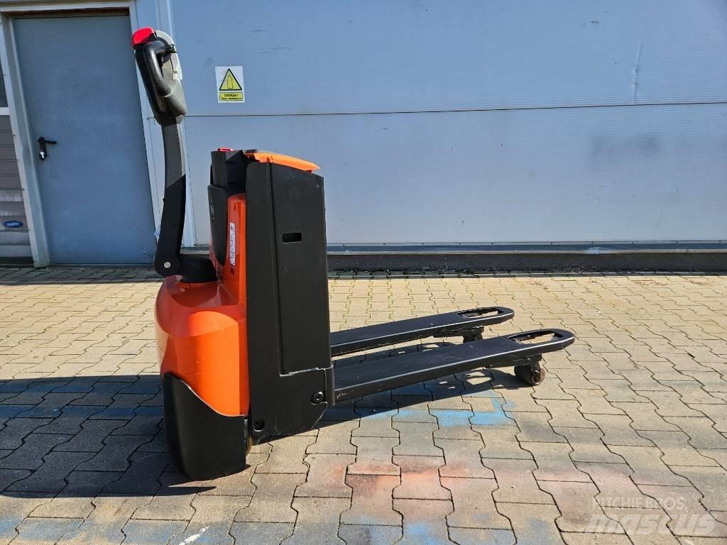 BT LWE 140 Düsük seviye kaldirici