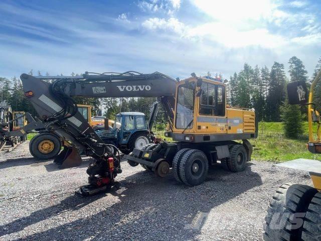 Volvo EW 200 4x4 Lastik tekerli ekskavatörler