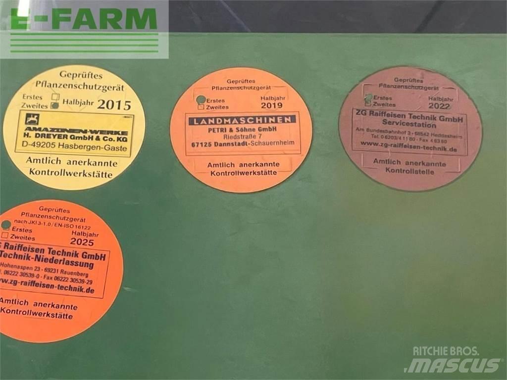 Amazone UX4200 Çekilir pülverizatörler