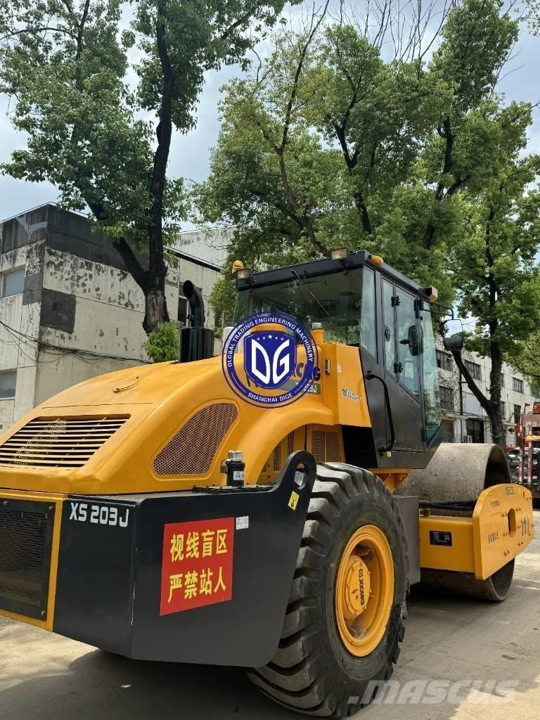 XCMG XS 203 J Tek tamburlu silindirler