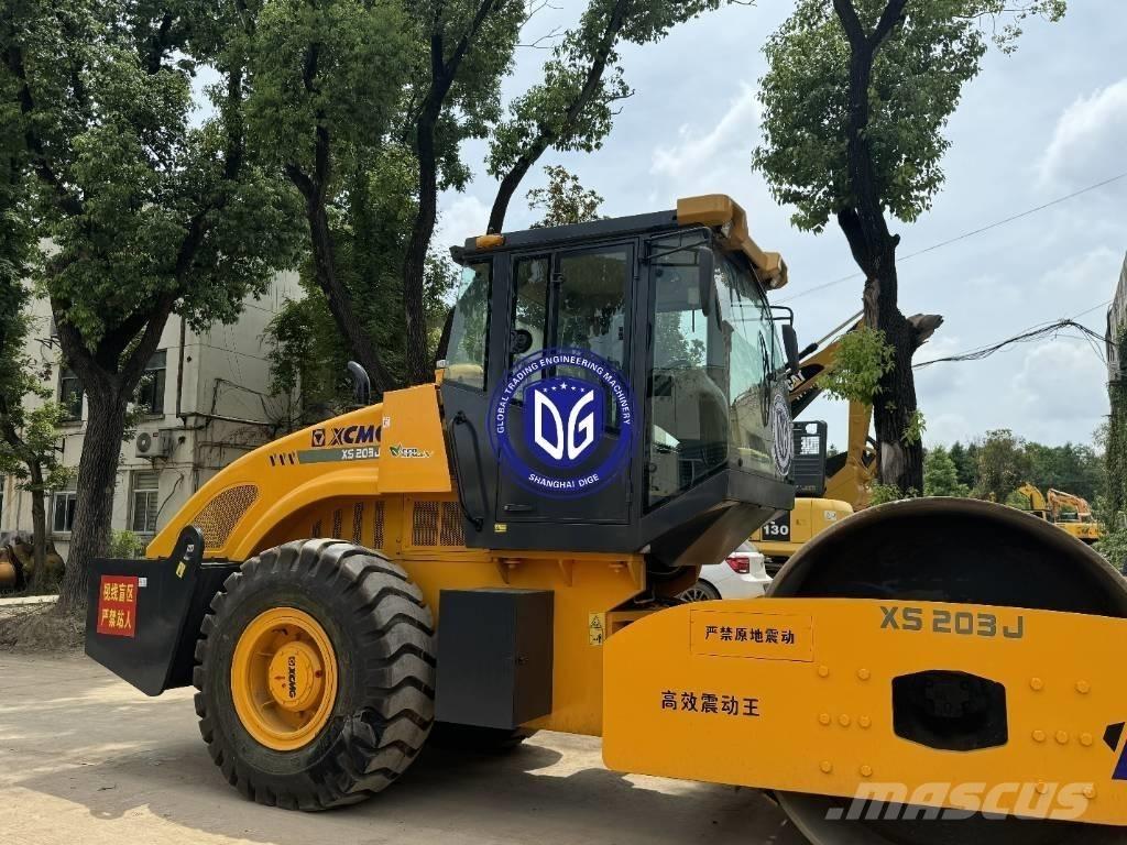 XCMG XS 203 J Tek tamburlu silindirler