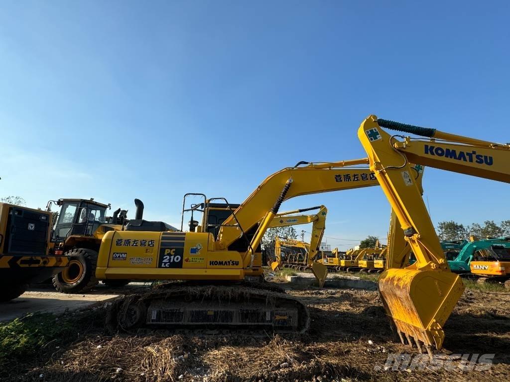 Komatsu PC 210 Paletli ekskavatörler