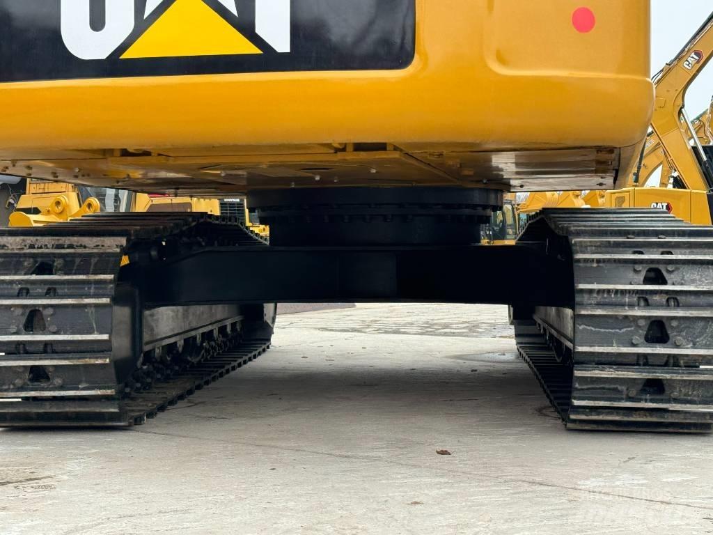 CAT 326D2 Paletli ekskavatörler