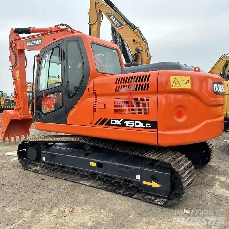Doosan DX 150 Paletli ekskavatörler