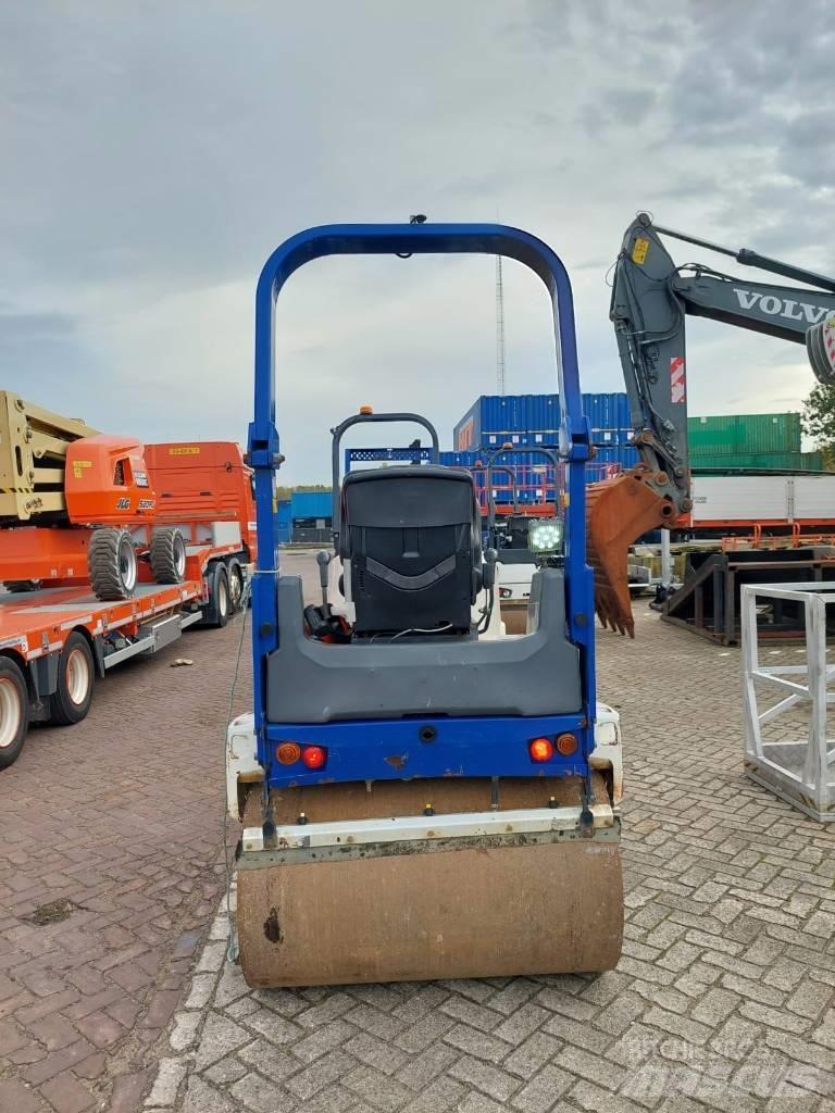 Dynapac CC1200 VI Çift tamburlu silindirler