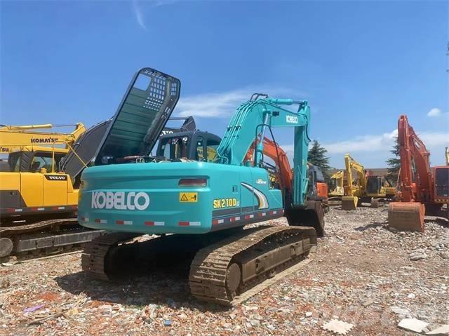 Kobelco SK210 Paletli ekskavatörler