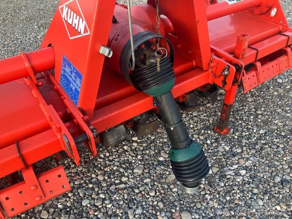 Kuhn EL 122 Üniversal ekim makinasi
