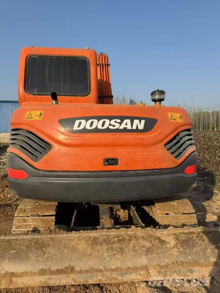 Doosan DX 75-9 C Paletli ekskavatörler