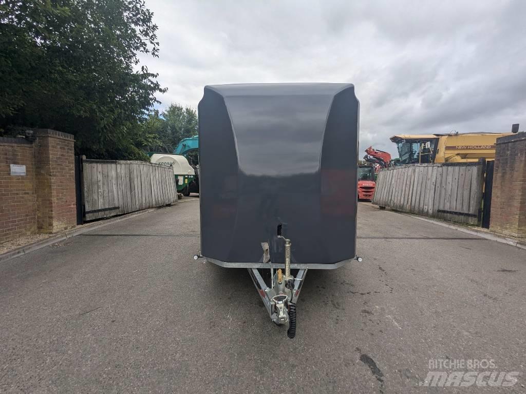 Nugent BX3117S-2 Kapali kasa treylerler