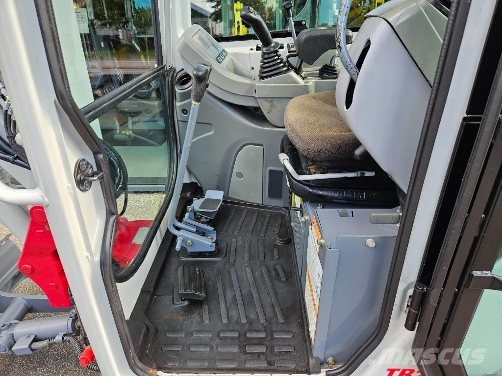 Takeuchi TB 225 Mini ekskavatörler, 7 tona dek