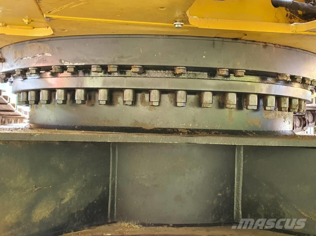 CAT 336 F L Paletli ekskavatörler