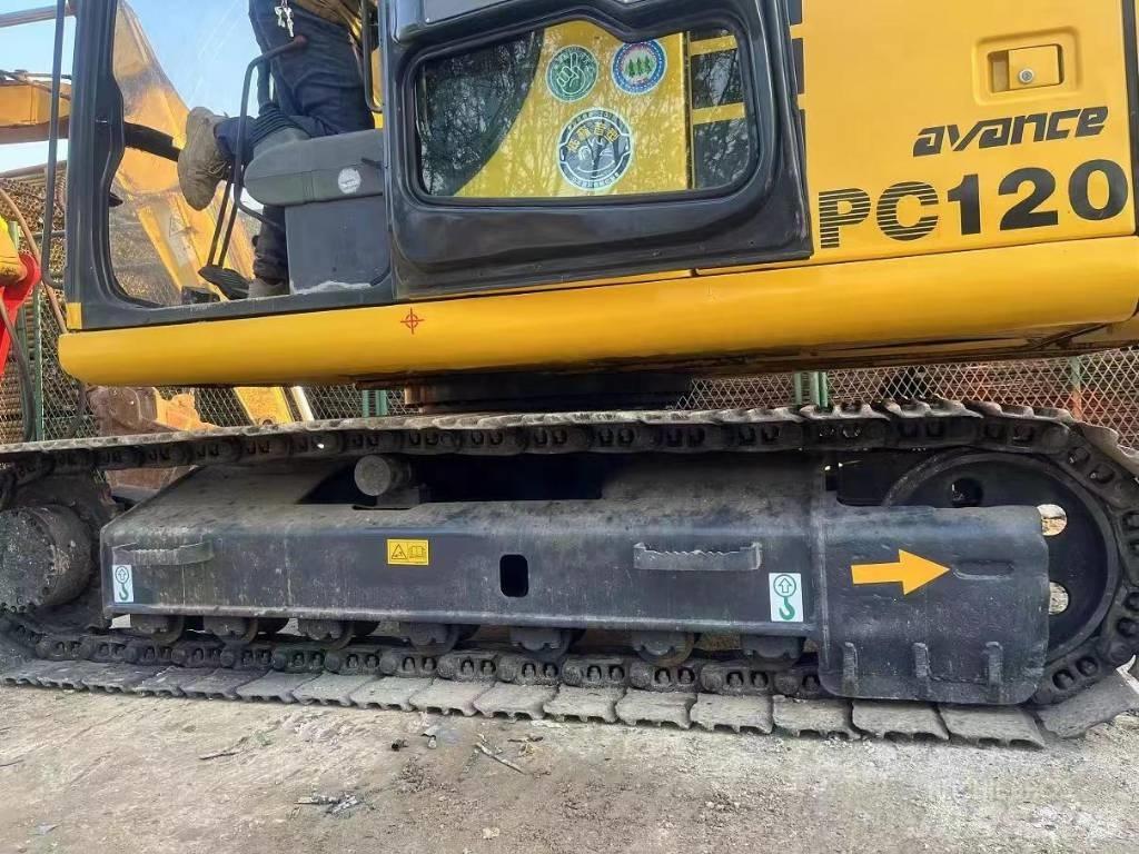 Komatsu PC120-6 Paletli ekskavatörler