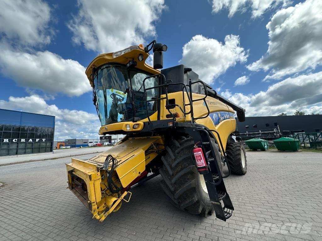 New Holland CX 8080 Biçerdöverler