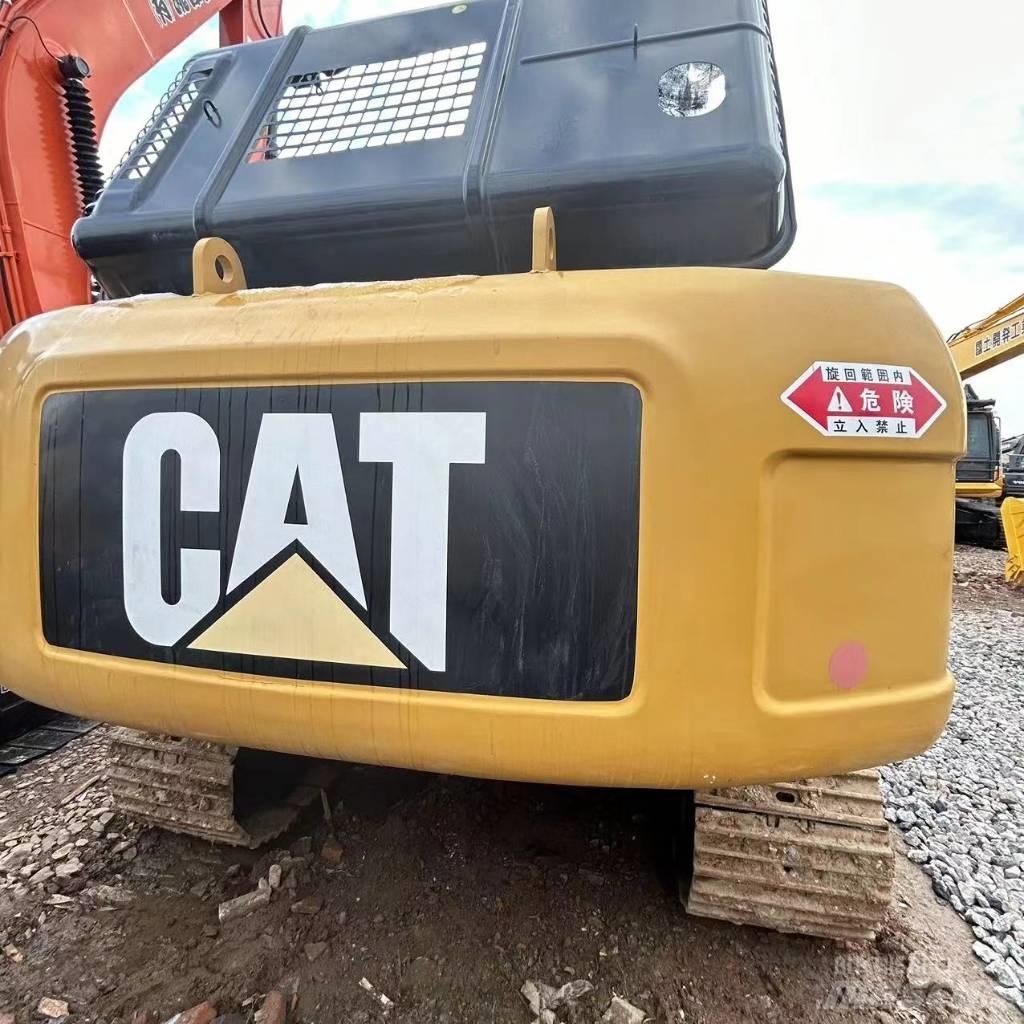 CAT 325 D Paletli ekskavatörler