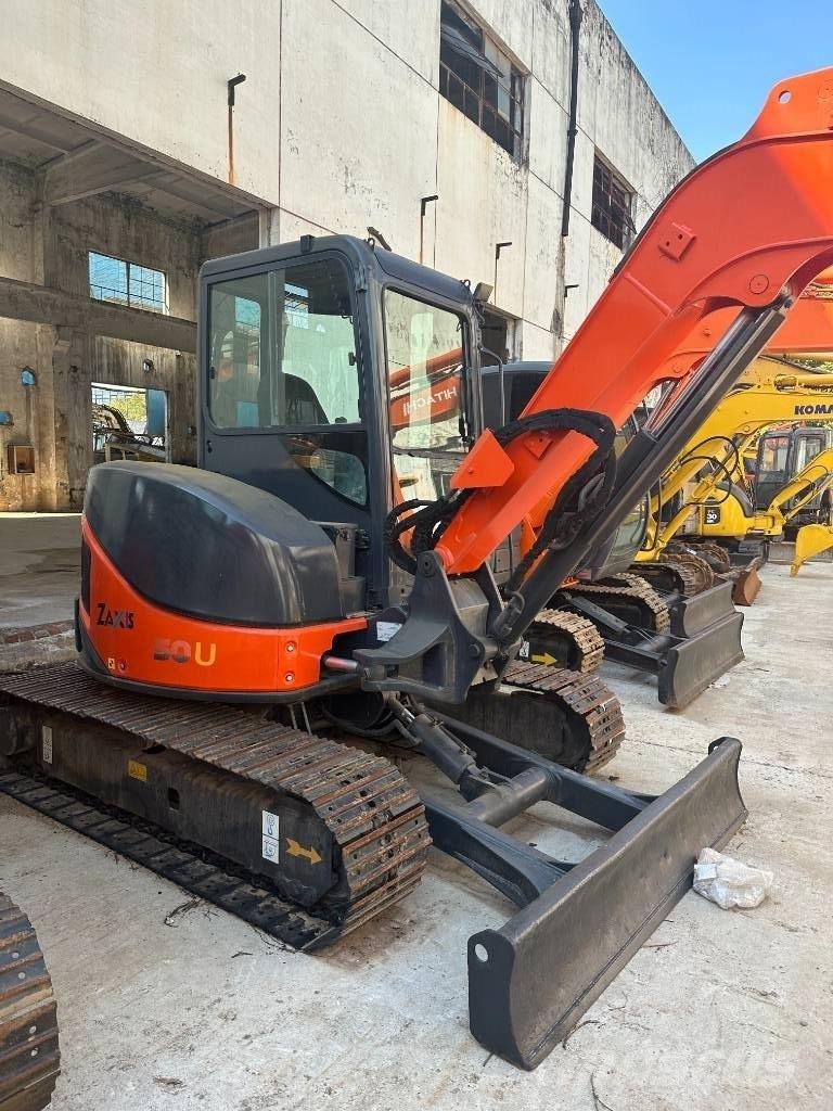 Hitachi ZX 50 U Paletli ekskavatörler