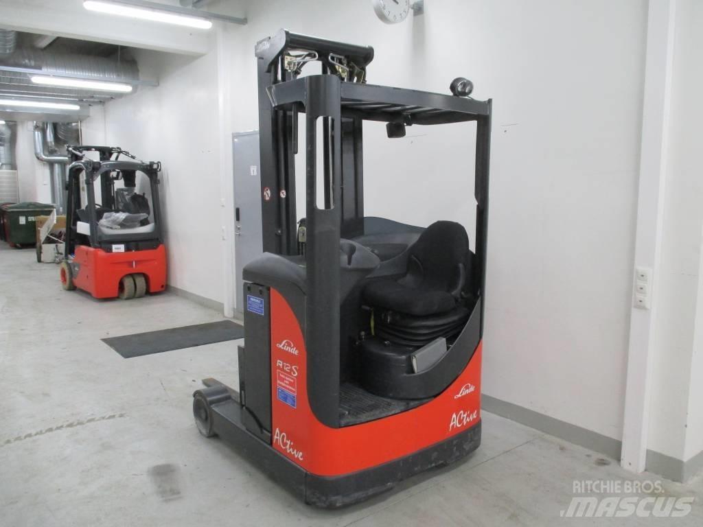 Linde R 12 Reach truck - depo içi istif araçları