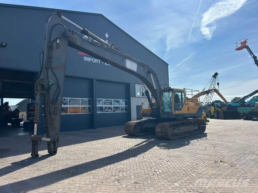 Volvo EC360 Paletli ekskavatörler