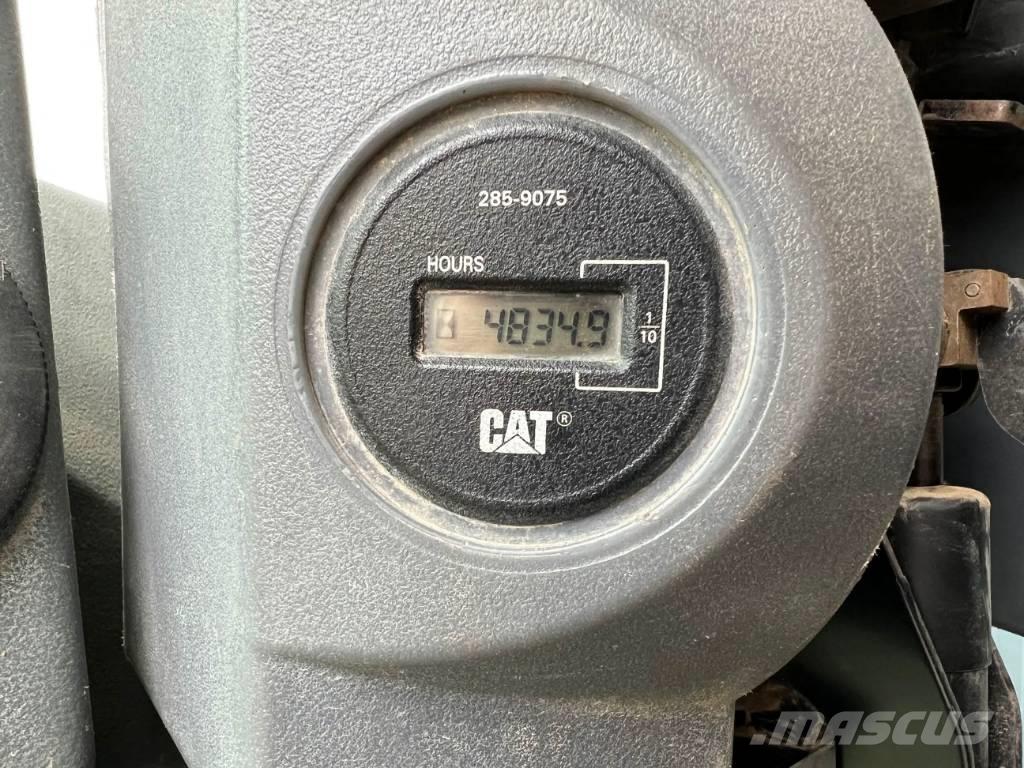 CAT CP74 Tek tamburlu silindirler