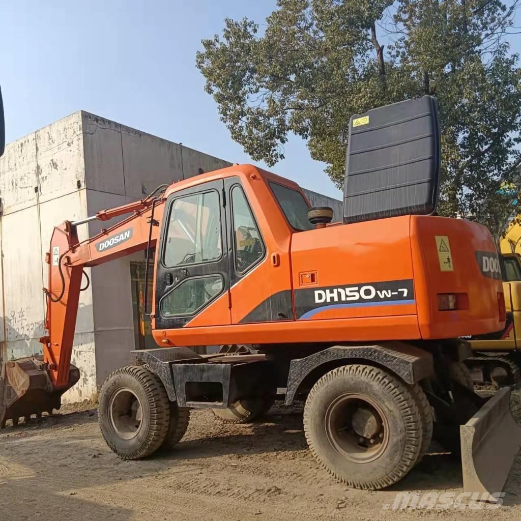 Doosan DH150W-7 Lastik tekerli ekskavatörler