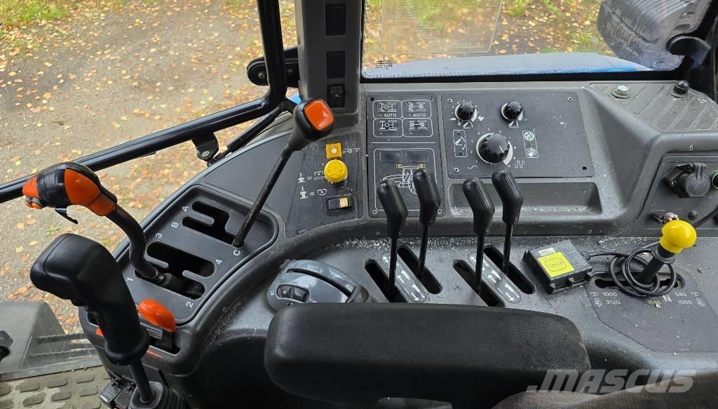 New Holland TM 120 Traktörler