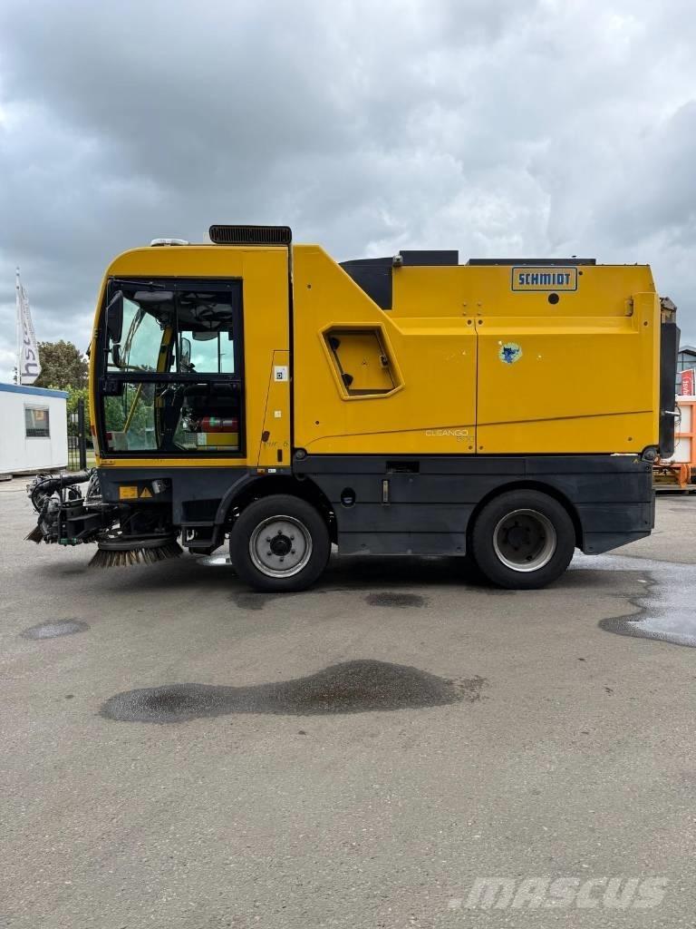 Schmidt Cleango 500 Cadde süpürücüler