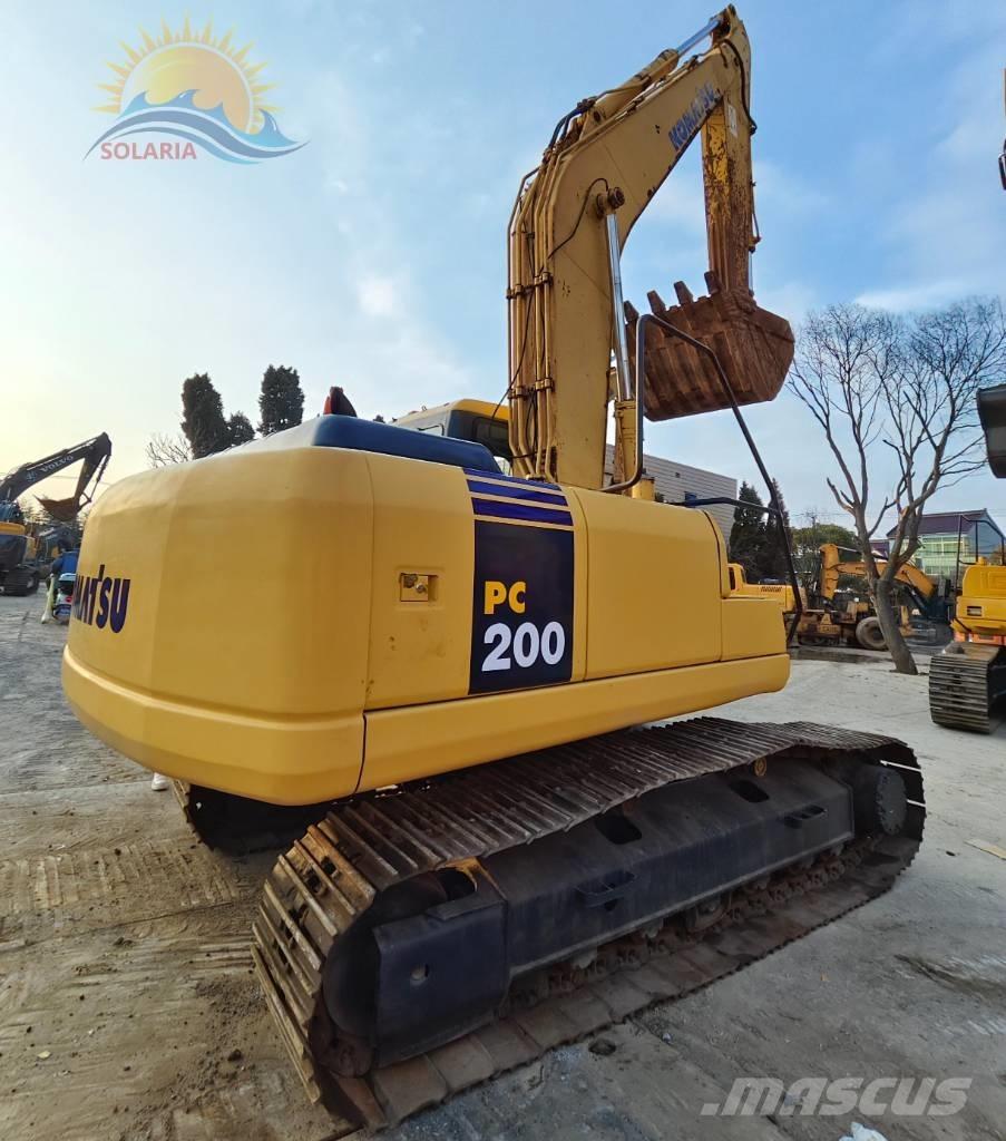 Komatsu PC 200-7 Paletli ekskavatörler