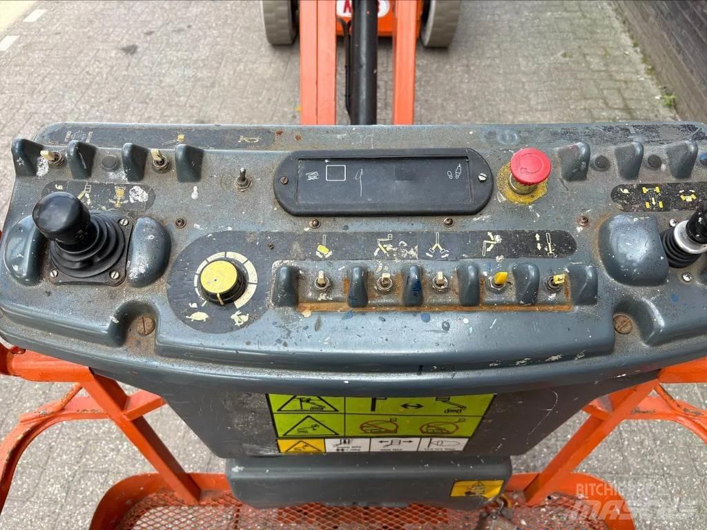 JLG E300AJP Körüklü personel platformları