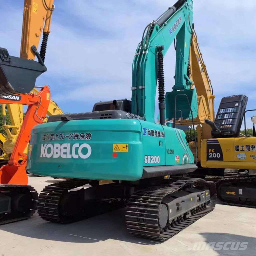 Kobelco SK 200-8 Paletli ekskavatörler