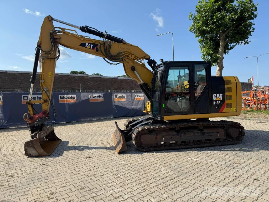 CAT 313FL Paletli ekskavatörler