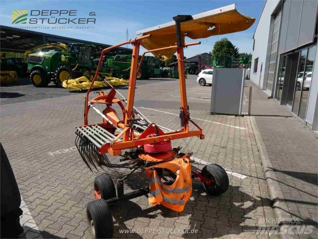 Fella TS 390 DN Kendi yürür saman makinaları