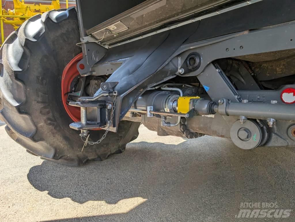 New Holland FR 650 Kendi yürür silaj makinalari
