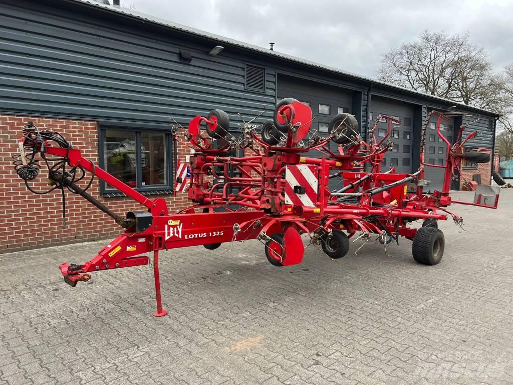 Lely Lotus 1325 Kombine tirmiklar