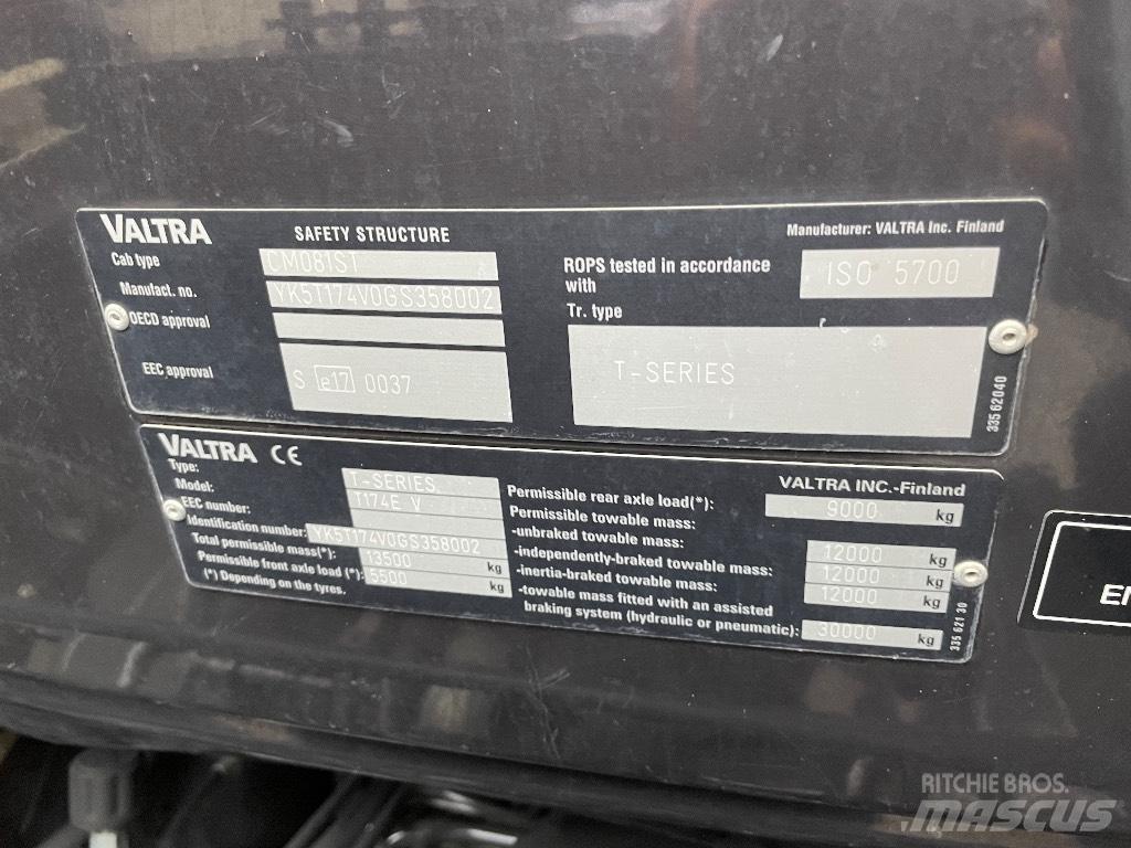 Valtra T 174 Traktörler