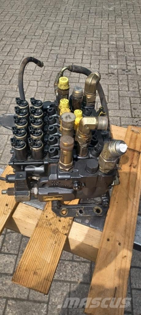 Valmet 911.1 Biçerdöverler