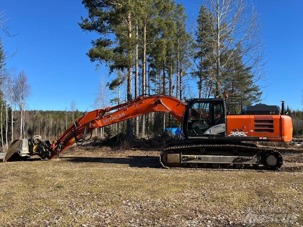 Hitachi ZX 300 LC-6 Paletli ekskavatörler