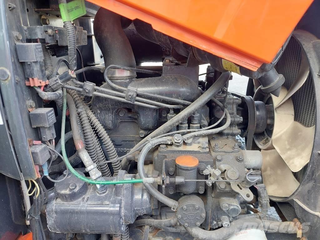 Kioti CK 2810 HST Traktörler